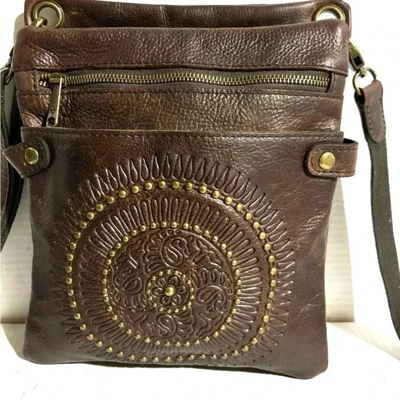 Patricia Nash brown distressed Leater crossbody handbag - Picture 5 of 11